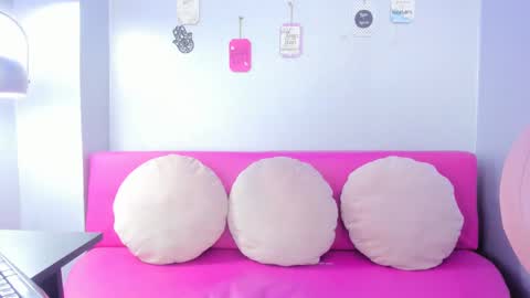 LEIGH ANGELS online show from 02.12.25