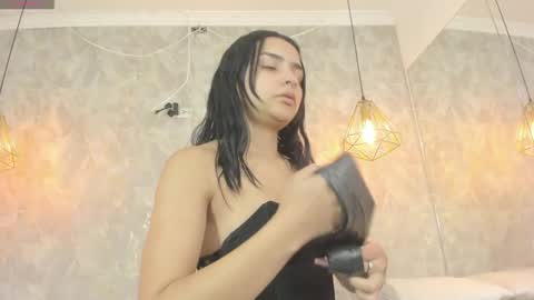 LEIGH ANGELS online show from 05.04.26