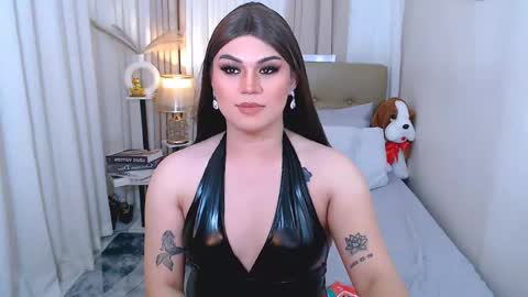 Snapshot of leighcortesi chatting on 11.17.25 Cailey online show from 11.17.25