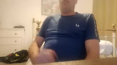 leightimmins001 online show from 12.01.25