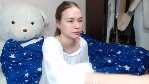 leila_bambi online show from 01.28.25