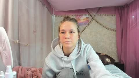 leila_bambi_ online show from 04.10.26