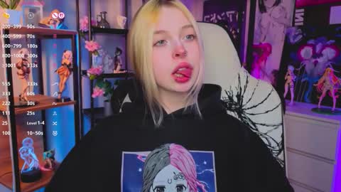 Leila online show from 11.27.25