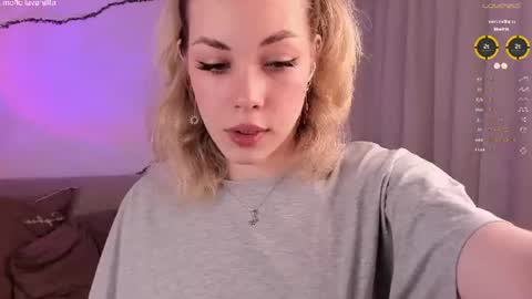 leilalafleur_ online show from 06.12.26