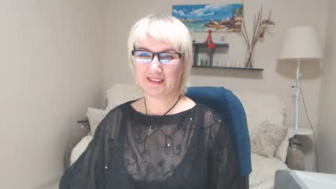 Leila Kinky online show from 01.25.25