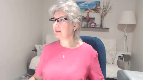 Leila Kinky online show from 11.27.25