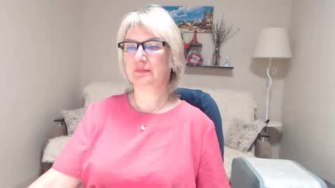 Leila Kinky online show from 04.29.26