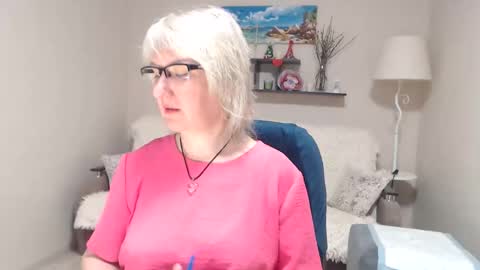 Leila Kinky online show from 05.06.26