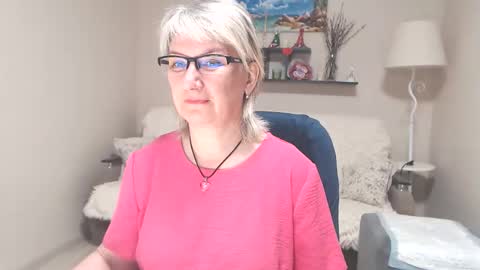 Leila Kinky online show from 06.07.26