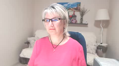 Leila Kinky online show from 06.14.26