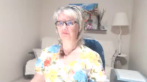 Leila Kinky online show from 06.20.26