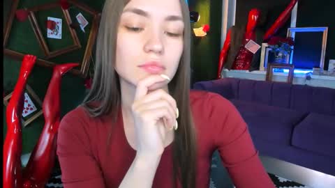 Snapshot of leilarai chatting on 03.26.26 Leila Rai online show from 03.26.26