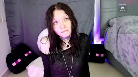 Snapshot of lein_bone chatting on 07.30.26 Lein online show from 07.30.26