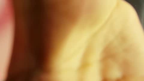 Snapshot of leja_ chatting on 10.19.25 Leja online show from 10.19.25