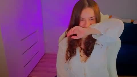 Snapshot of lelia_vibe chatting on 10.08.25 Lelia online show from 10.08.25