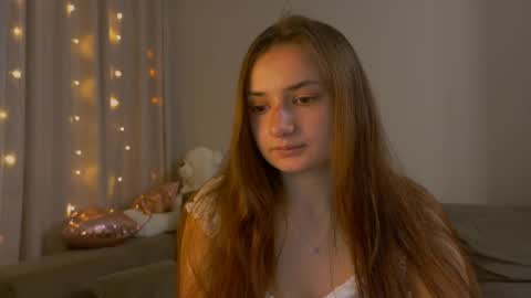 Lelia online show from 05.11.26