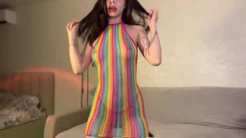 Snapshot of lemonandpeach chatting on 12.03.25 2 shy lemons 1 peach online show from 12.03.25