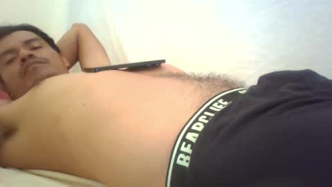 Snapshot of len0n_ chatting on 10.06.25 Lenon online show from 10.06.25