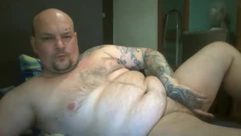 Snapshot of len_iwy chatting on 03.23.26 len_iwy online show from 03.23.26