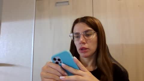 lena6122000 online show from 09.22.25