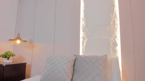 Snapshot of lena_jhons chatting on 01.14.26 lena_jhons online show from 01.14.26