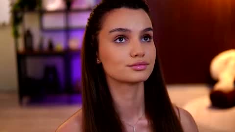 Lena Laurent online show from 06.27.26