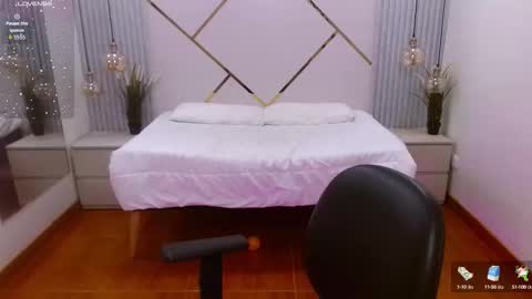 Lena online show from 09.25.25