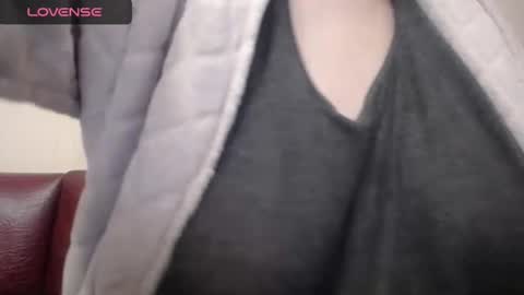 lenagolden online show from 01.29.25