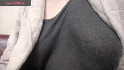 lenagolden online show from 01.30.25