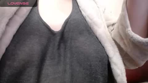 lenagolden online show from 01.30.25