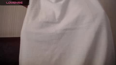 lenagolden online show from 10.07.25