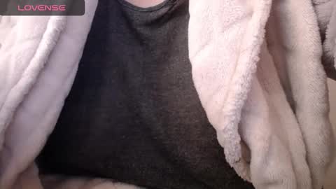 lenagolden online show from 10.18.25