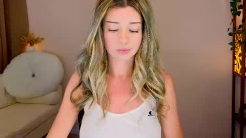 Lena online show from 06.26.26