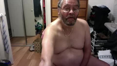 Snapshot of lennyfife chatting on 01.01.25 Pussylicker online show from 01.01.25