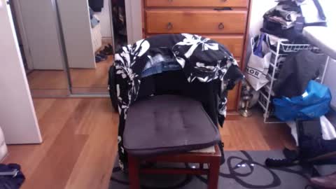 Snapshot of lennyfife chatting on 10.17.25 Pussylicker online show from 10.17.25