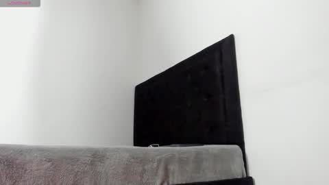 leo183877 online show from 03.08.26