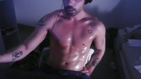 Snapshot of leo1991lol chatting on 01.21.25 leo1991lol online show from 01.21.25