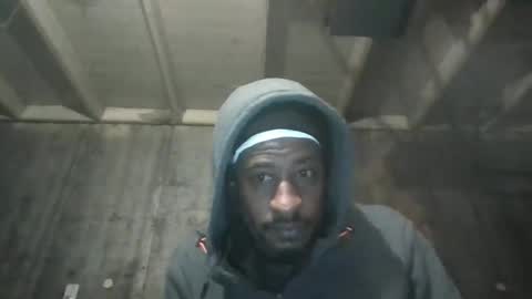 leo199984 online show from 12.22.24