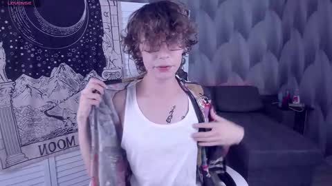 Leo online show from 10.22.25