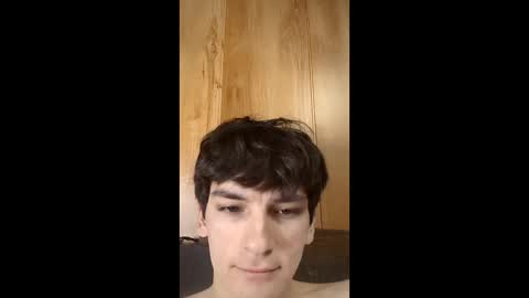 Snapshot of leo_cutie chatting on 12.13.25 leo_cutie online show from 12.13.25