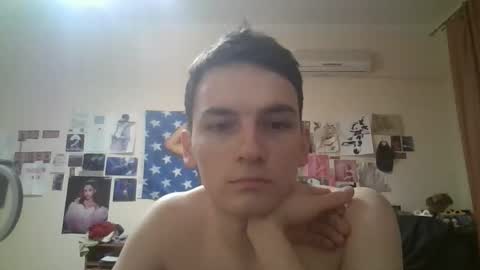 Snapshot of leo_cutie chatting on 02.01.26 leo_cutie online show from 02.01.26