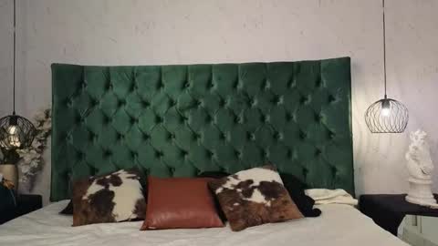 Snapshot of leo_delvey chatting on 09.17.25 leo online show from 09.17.25