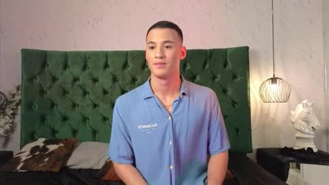 Snapshot of leo_delvey chatting on 09.27.25 leo online show from 09.27.25