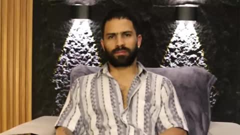 Leo  Diaz online show from 12.19.25