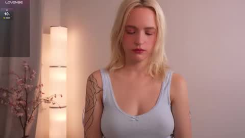  Ashly  online show from 11.18.25