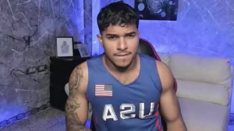 Leo independent model online show from 11.09.25