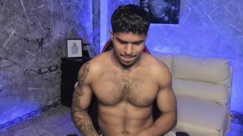 Leo independent model online show from 11.12.25