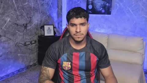 Leo independent model online show from 11.27.25