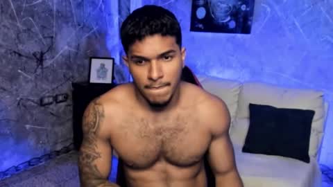 Leo independent model online show from 01.07.26