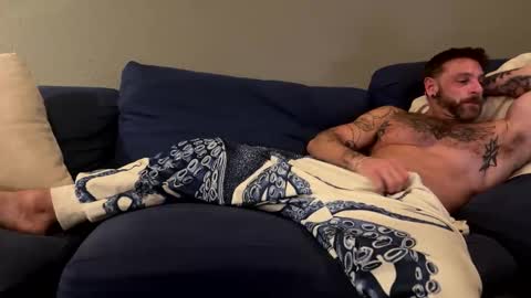 Leo Bayne online show from 11.16.25